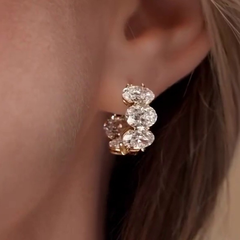 8.0CTW Oval Cut VVS1 Moissanite Cluster style Earrings In 14K Yellow Gold Plated