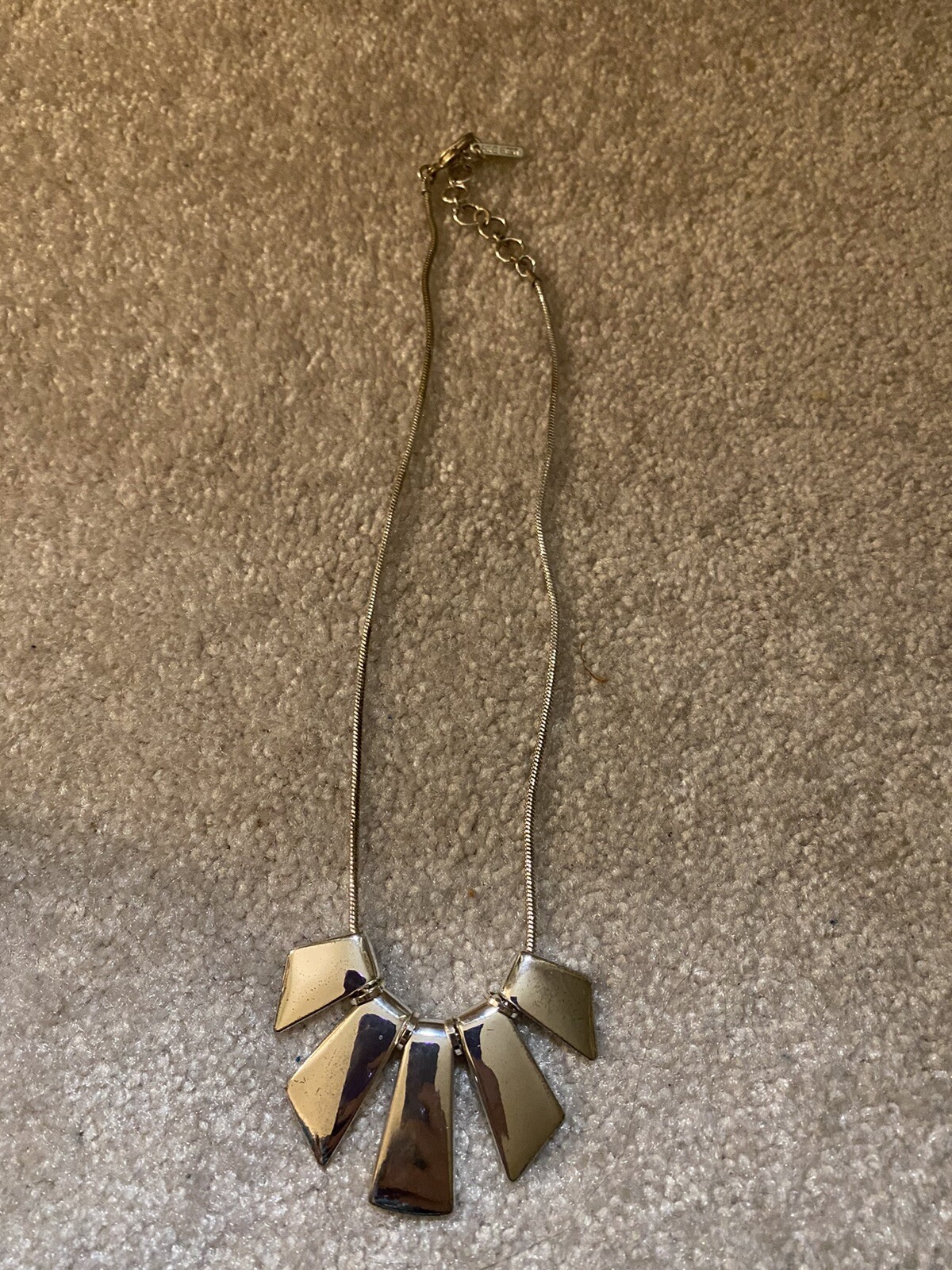 Beautiful NINE WEST Blue Silver necklace New Without Tags In Belk Gift Box
