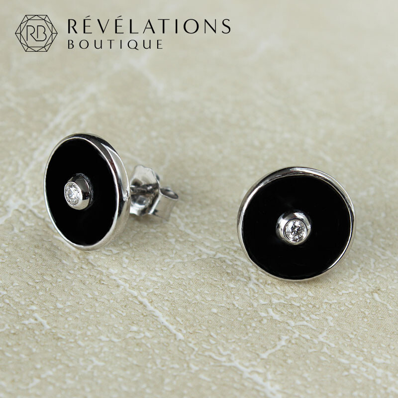 Matched Set of Onyx & Diamond Bezel-Set Studs & Pendant – Boutique