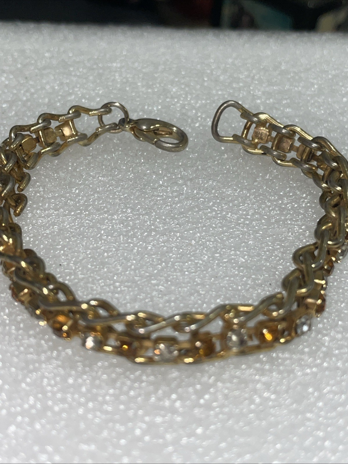 Vintage Rhinestone & Gold Tone Tennis Bracelet 7.25in Fold-Over Clasp