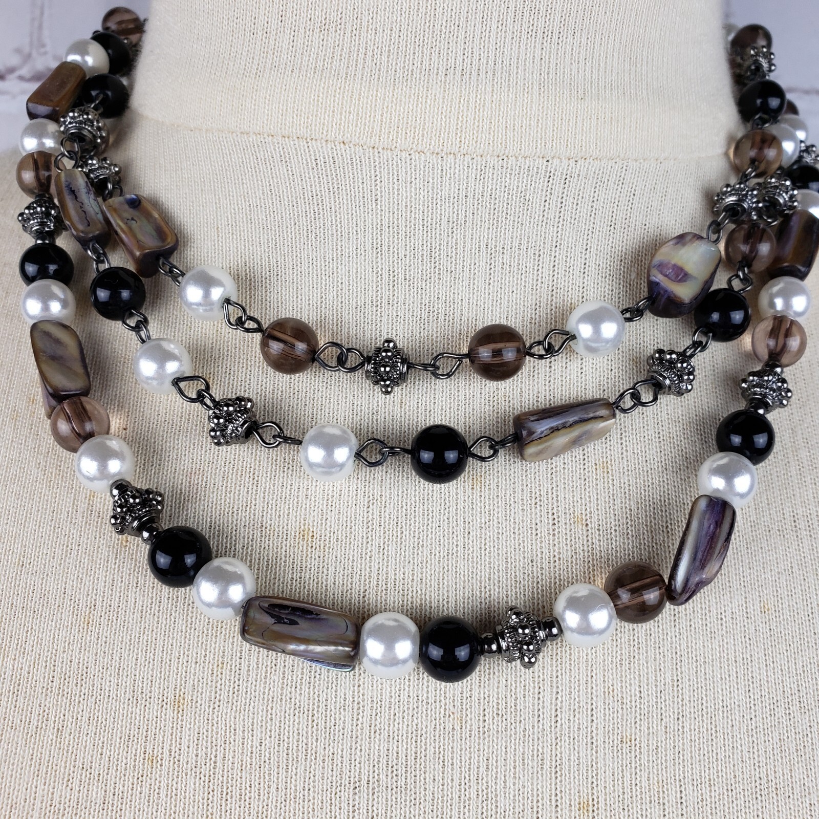Laila Rowe Multi Strand Shell Glass Pearl Beaded Necklace Adjustable Silver Tone