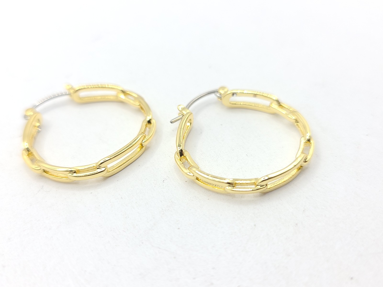Gorjana Parker Link Hoops Stainless Steel Post 18K Gold Plated
