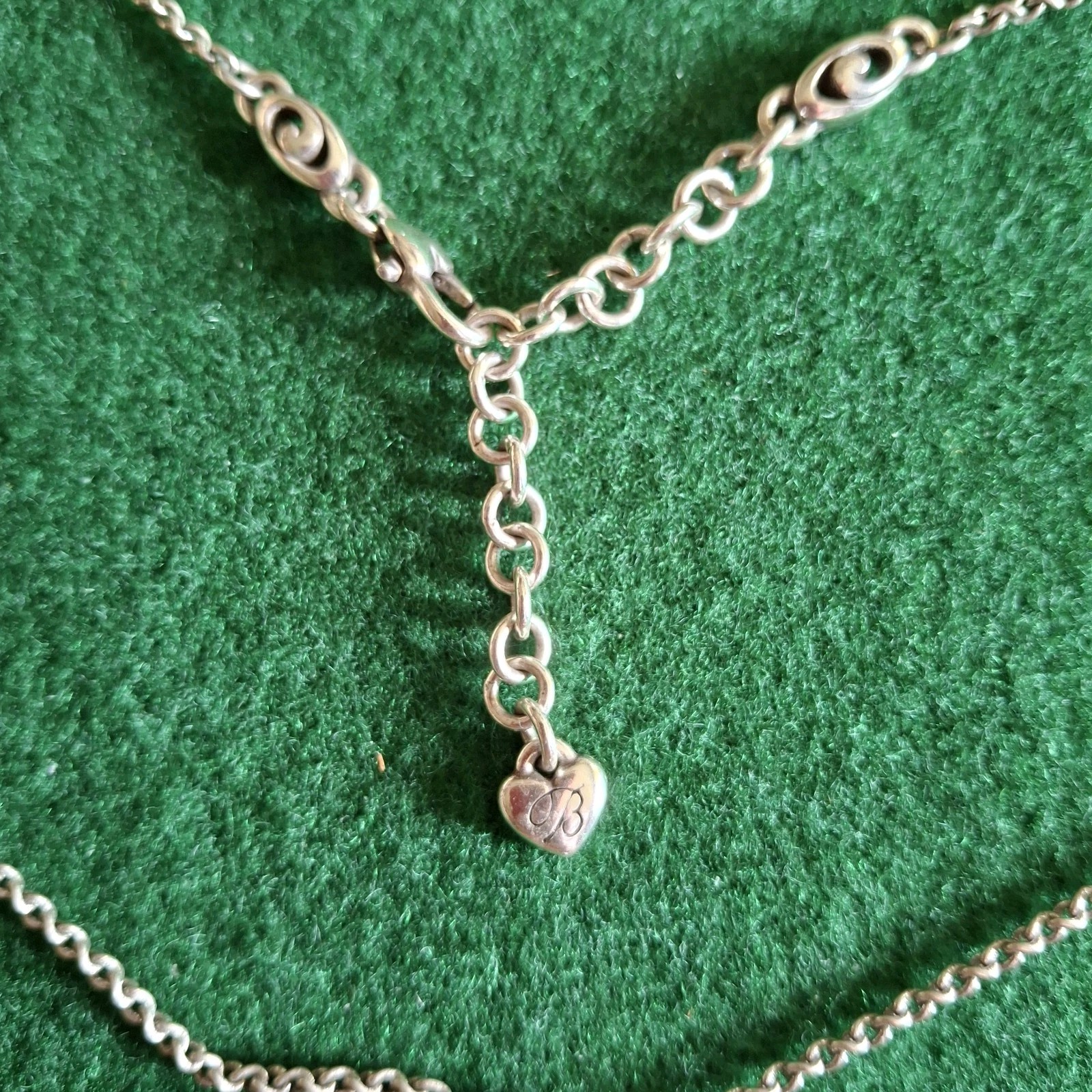 Brighton Heart Pendant Necklace 20″ Pre-owned Silver Plated Very Good Condition