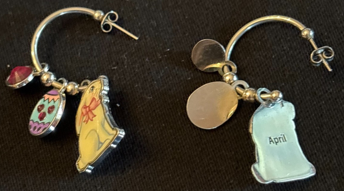2011 Willabee&Ward 12-Mo Charm Pierced Dangle Hoop Earrings Set in Display Case