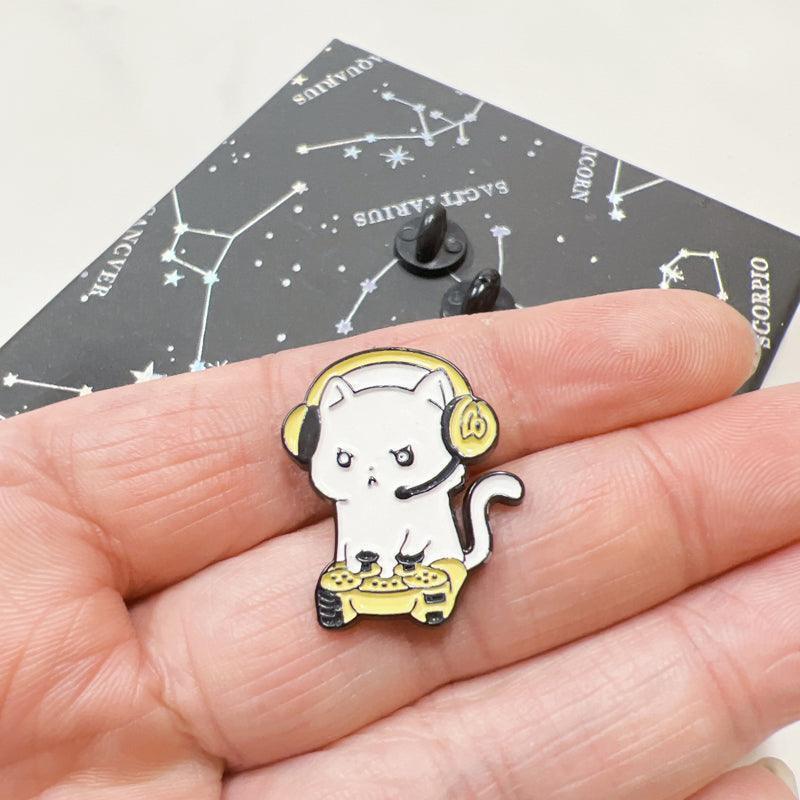 Cat Enamel Pin Gamer Cat Anime Pin Badge Lapel Brooch for Cat Lovers