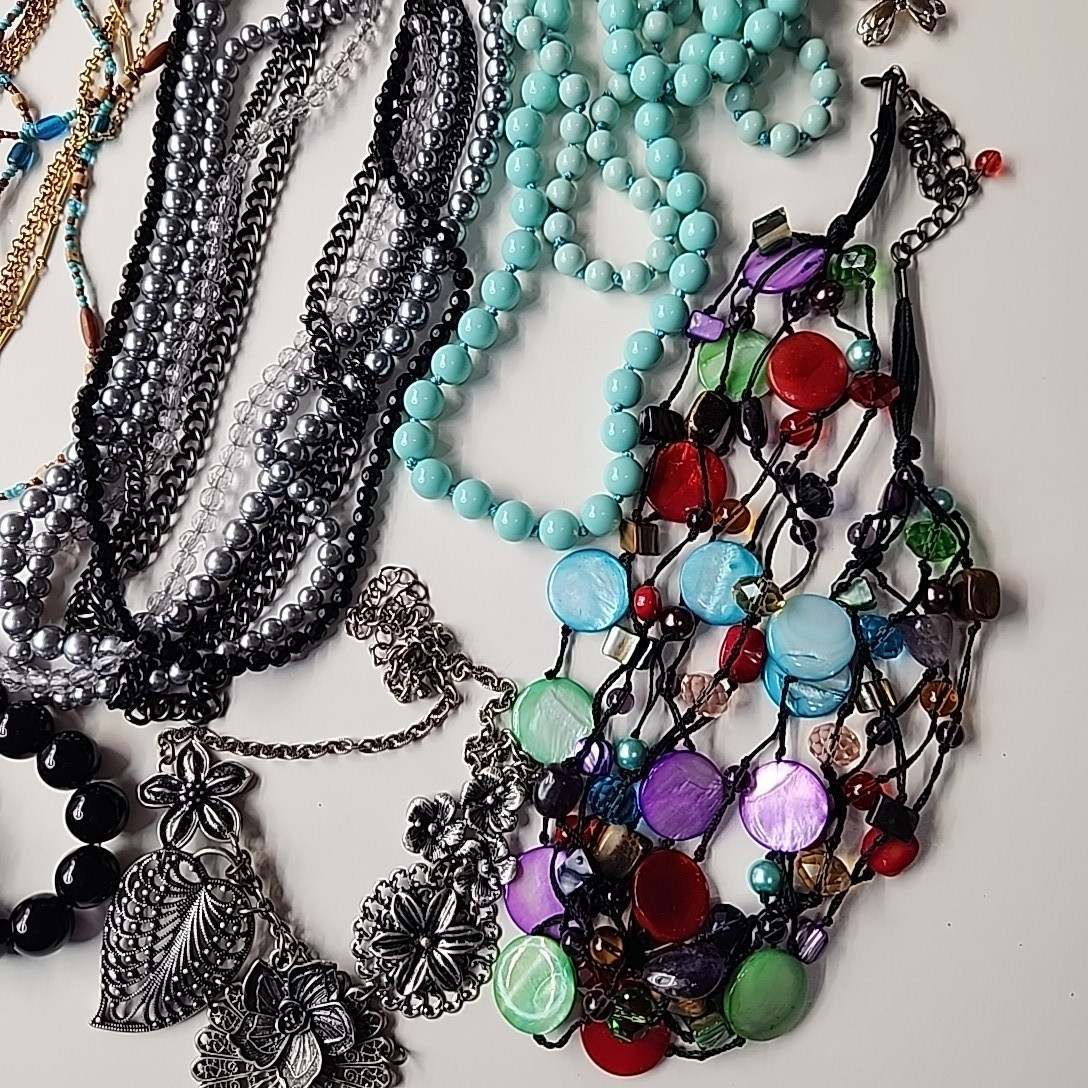 Premier Designs Beaded Necklace Bracelet Earrings Lot of 15 Multicolor Layered