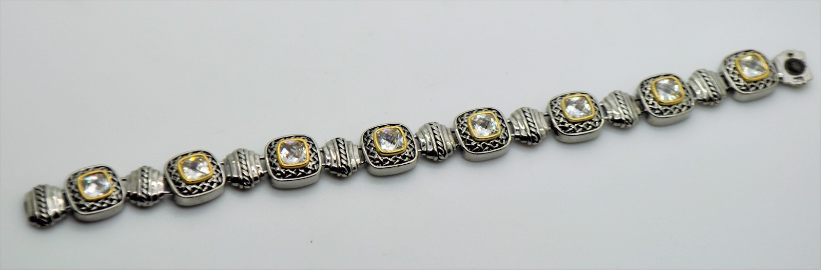 B303 Exquisite Designer Style Silver Gold Balinese Clear Color fashion Bracelet
