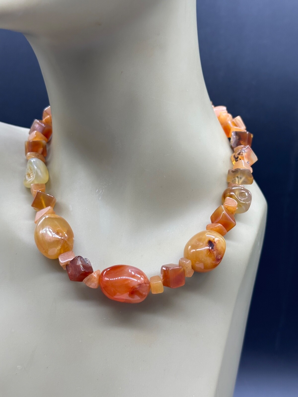 ESTATE POLISHED CARNELIAN STONE BEAD NUGGET STRAND STRING NECKLACE 16″