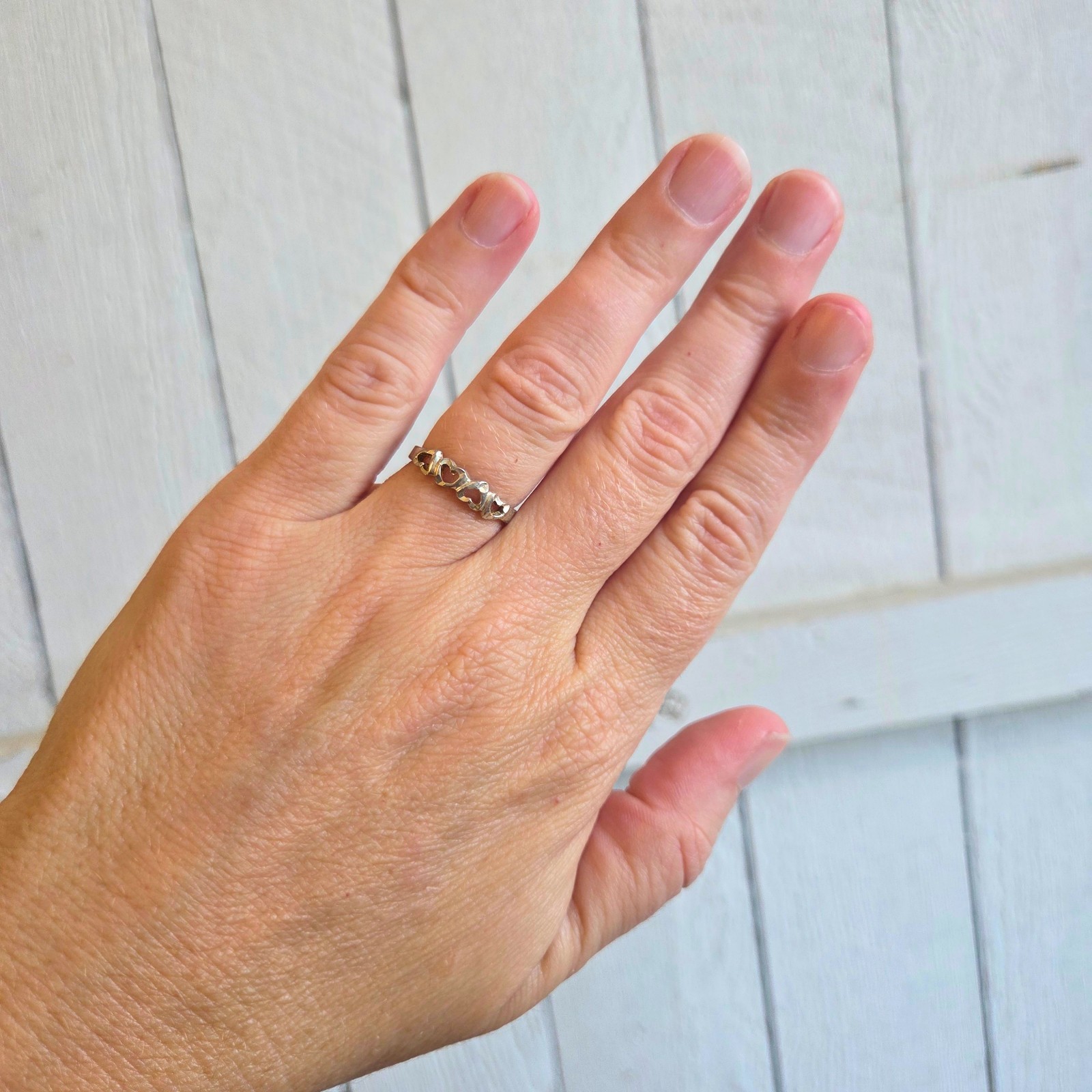 Sterling Silver Ring, 925 Silver Band Ring with Hearts 1990s Size 7