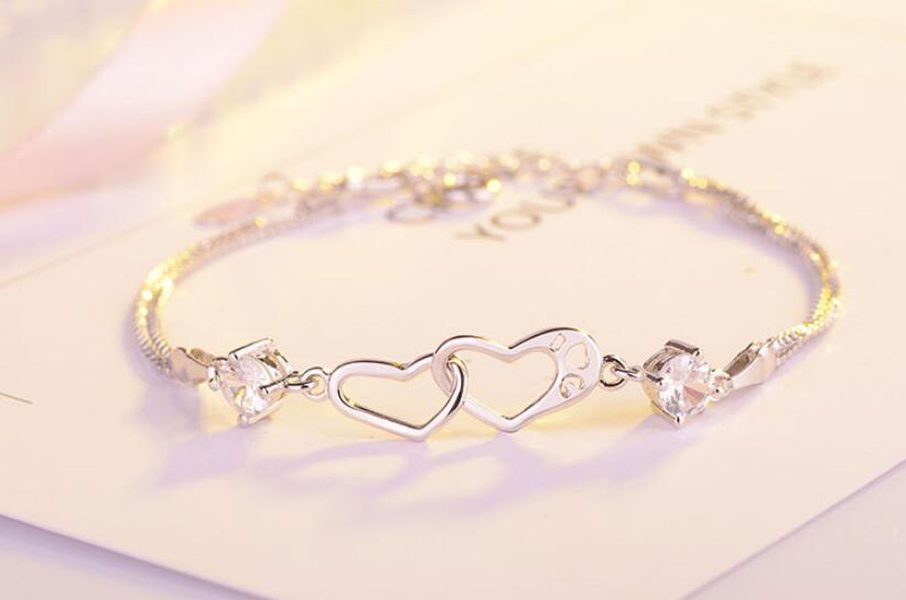 Women‘s Silver SP Cubic Zirconia Love Heart to Heart Chain Bracelet