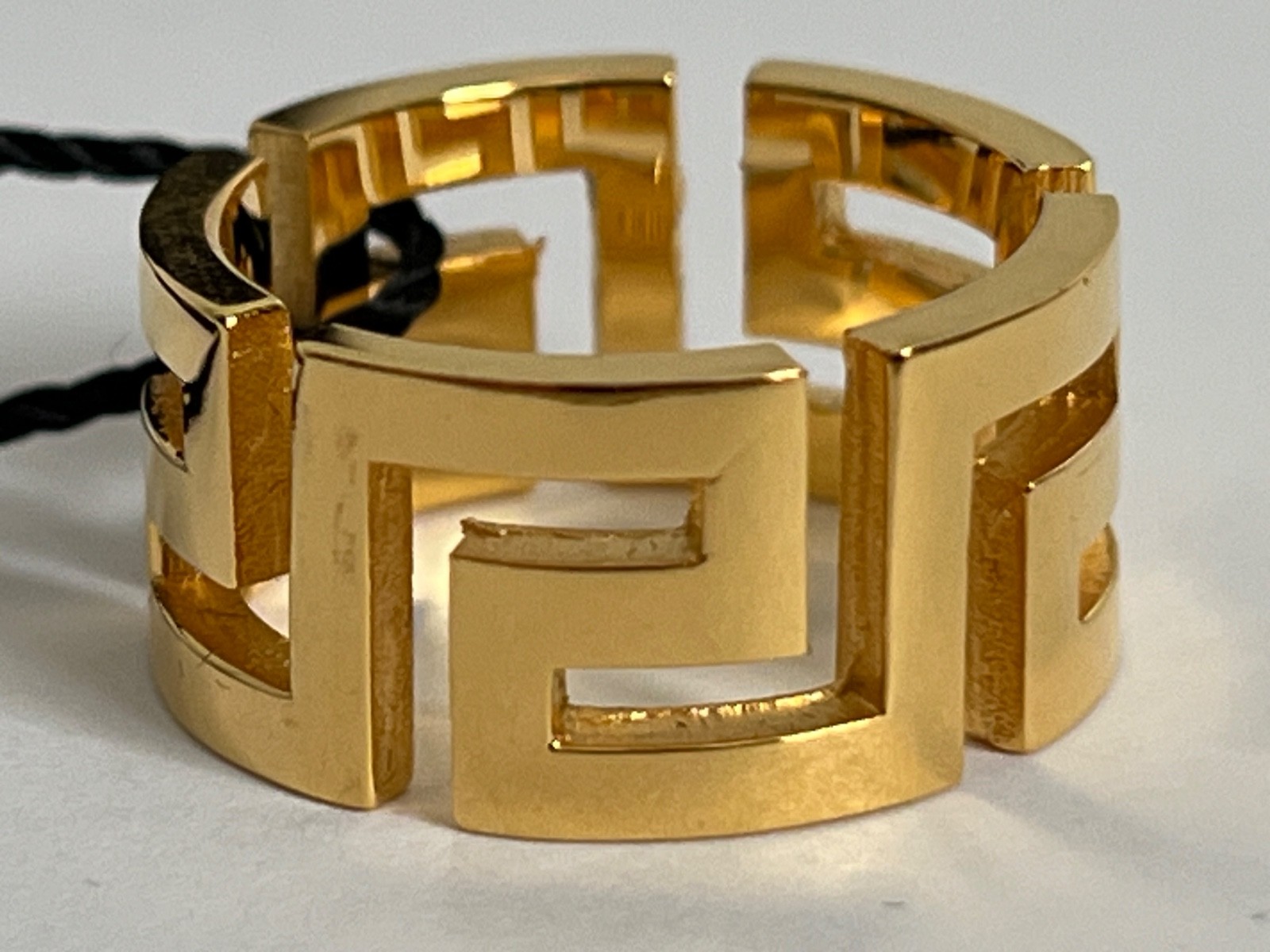 NIB Versace Greca Greek Key Logo Gold Cut Out Wide Band Ring Sz 19 US 8.5 $495