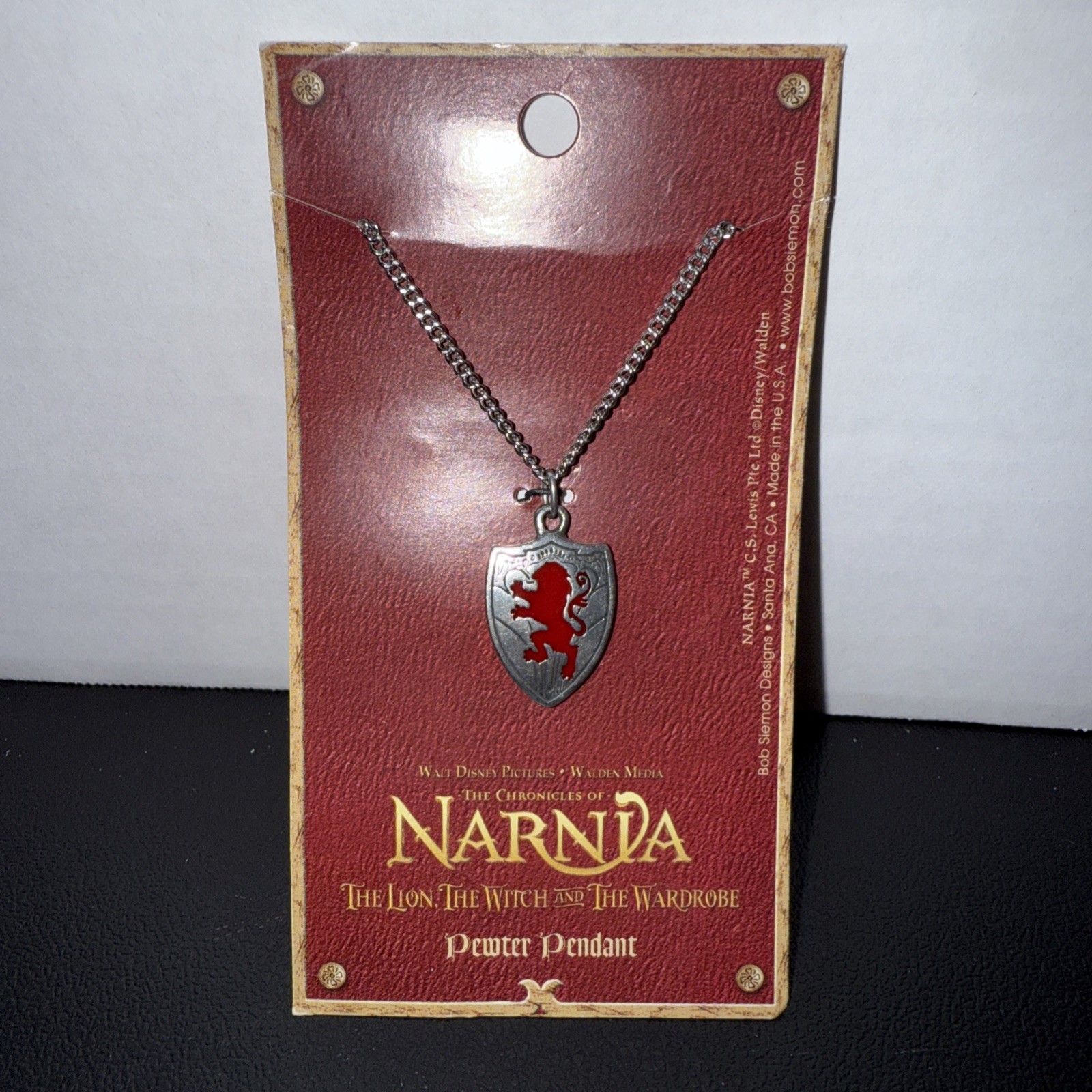 Narnia Pewter Pendent Necklace Aslan Shield Crest Disney Rare On Card (B)