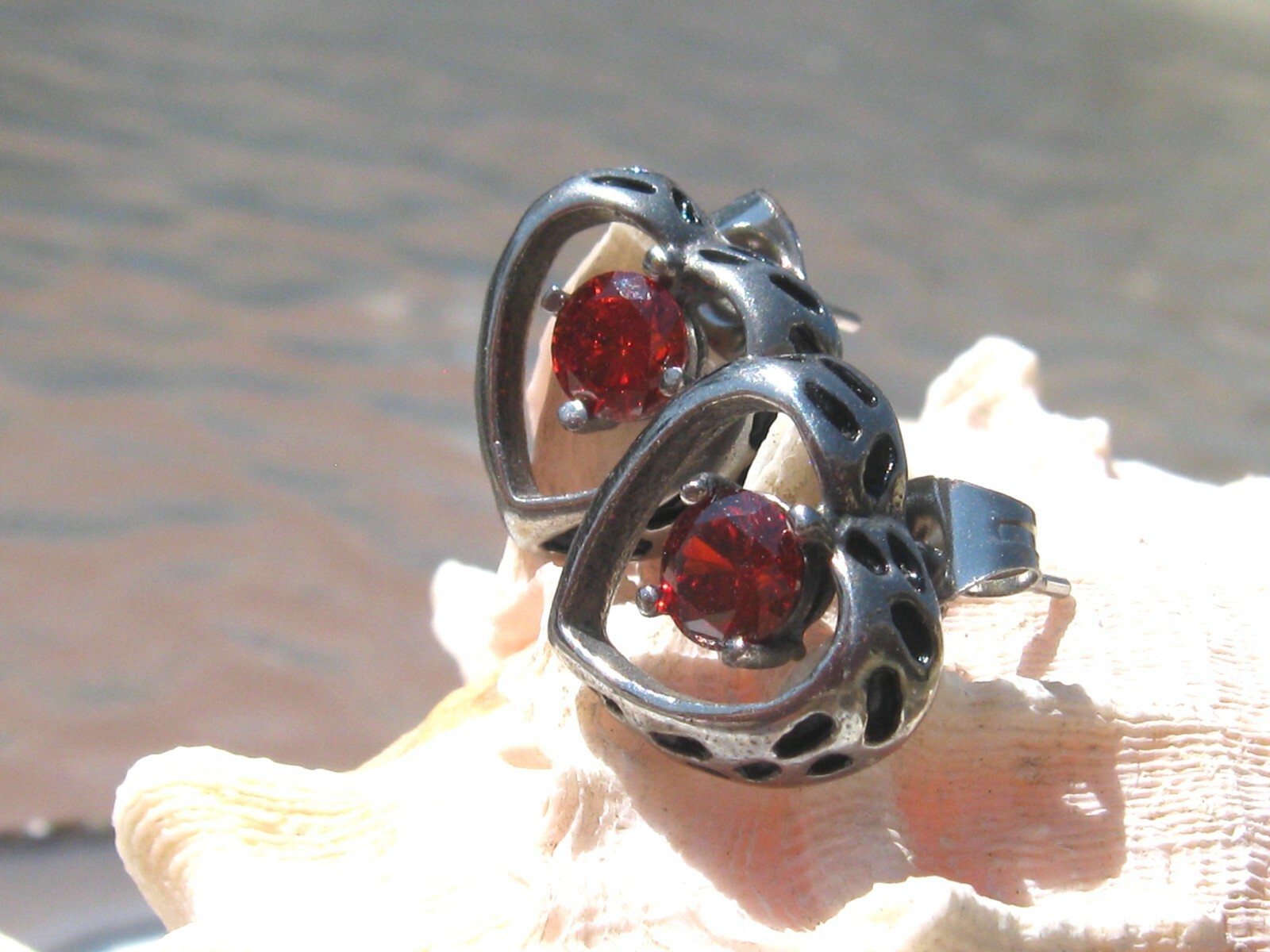 316L Surgical Steel Hollow Heart Earring With Red CZ Center Stone