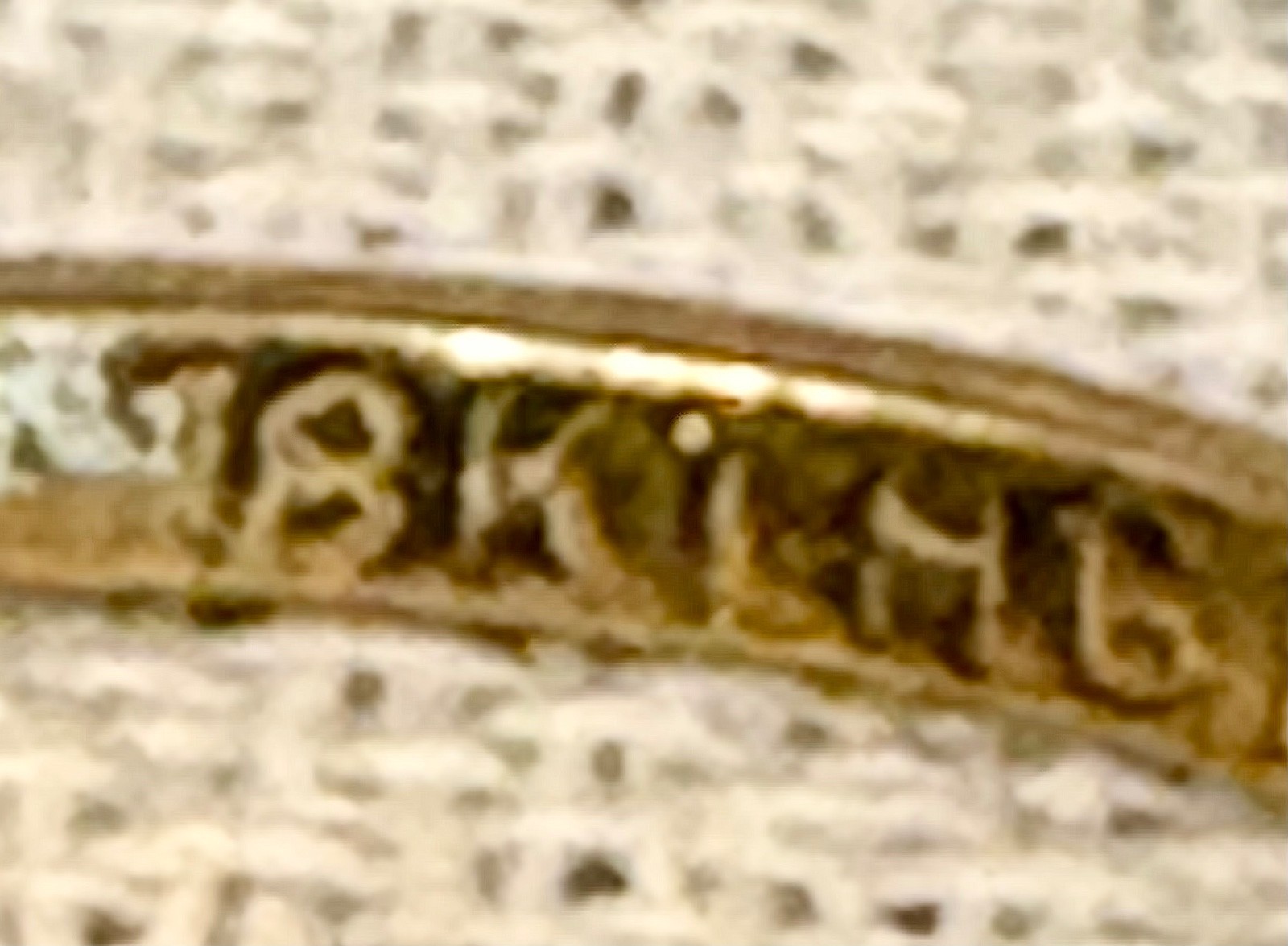 Uncas Mfg. 18KT HGE Gold Ring w/ 4 Natural Opals, Size 7, 3 grams