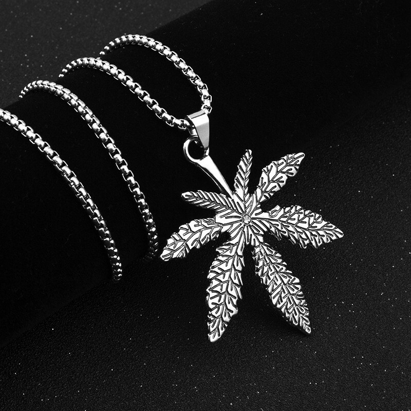 MEN Stainless Steel 3D Large Cannabis Marijuana Leaf Pendant Necklace 0818