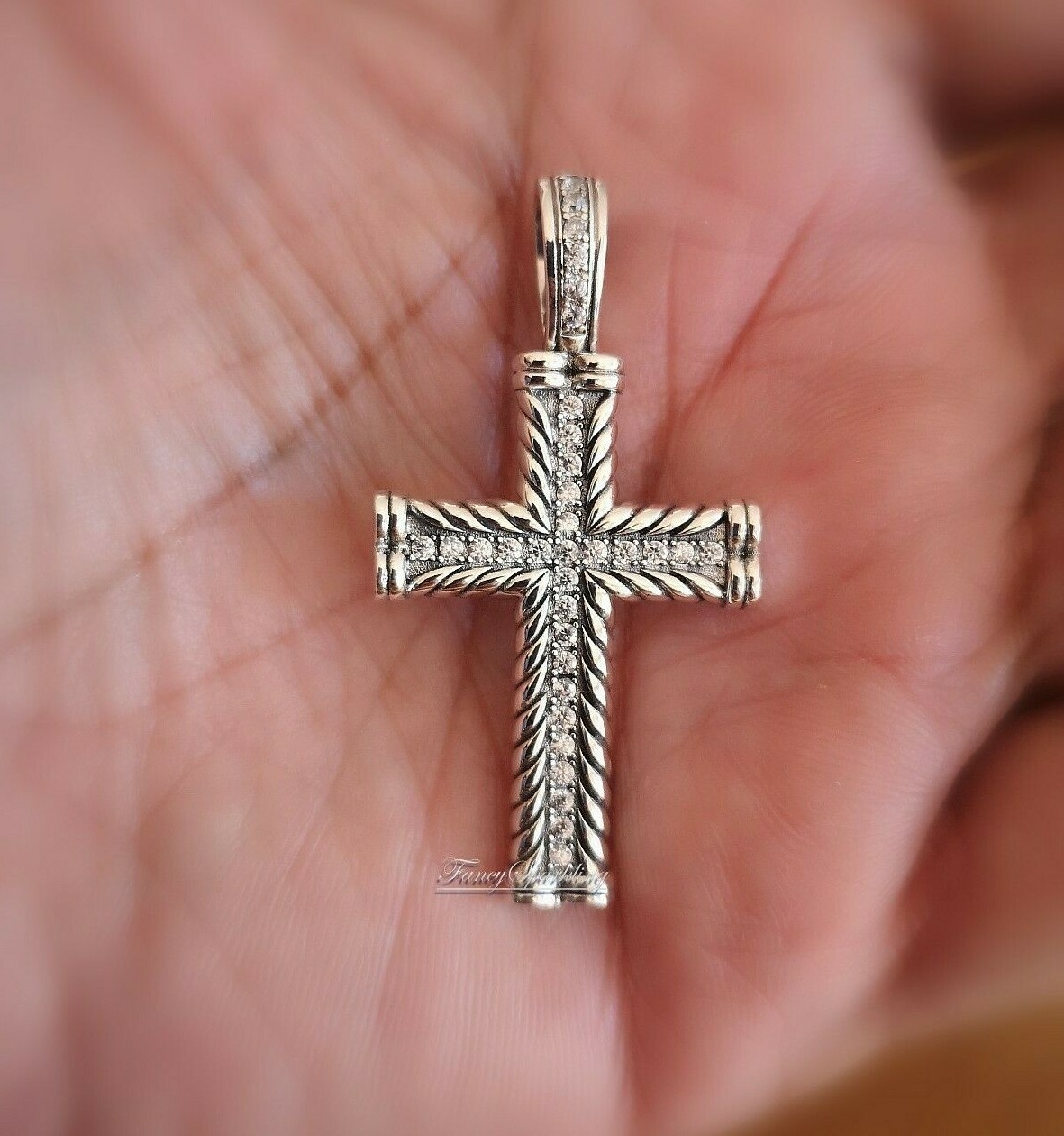 D/VVS1 Diamonds Cross Pendant Necklace in 14K White Gold Oxidized Finish