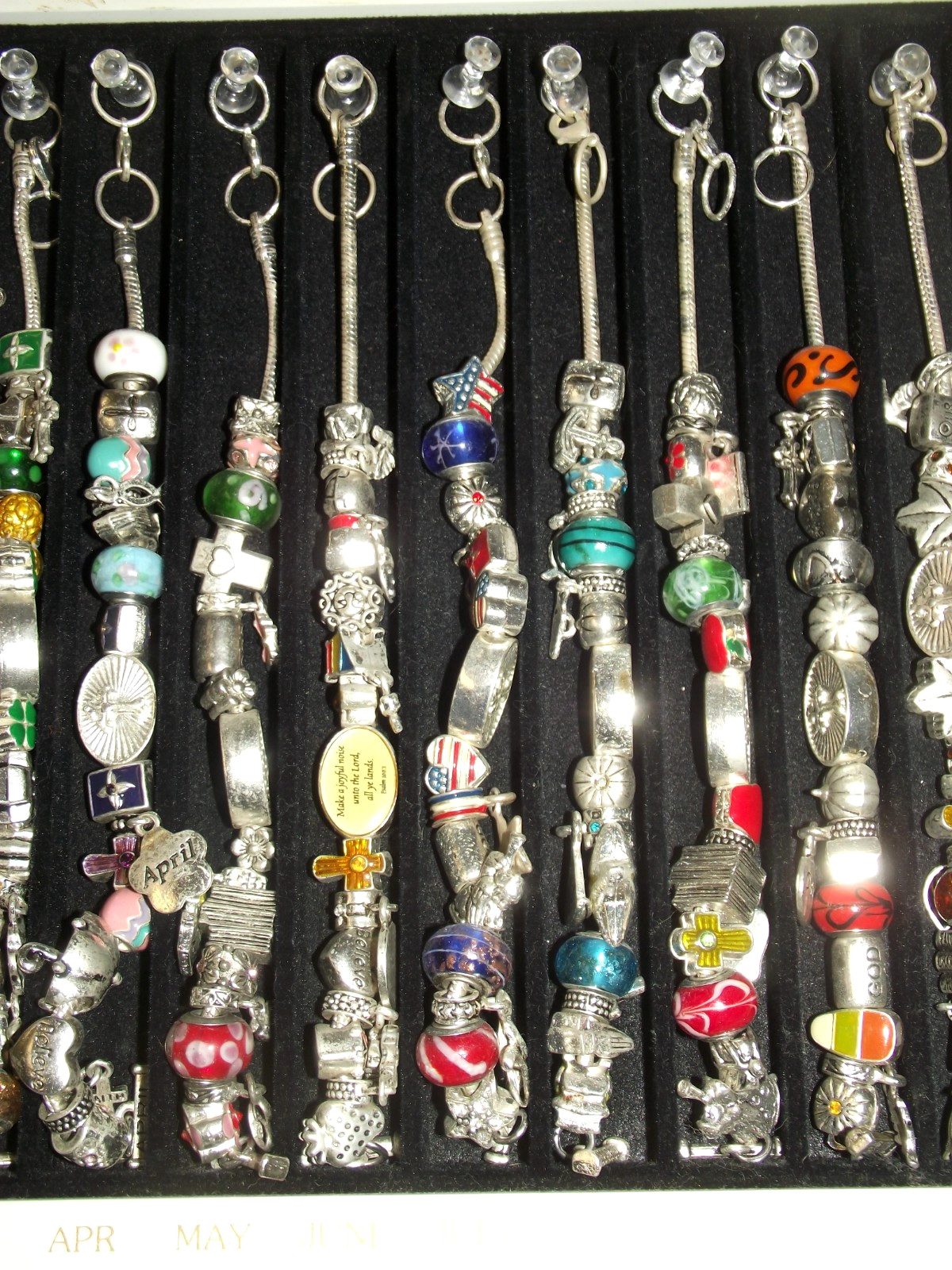 Pre Owned Willabee & Ward 12-Month Holiday Charm Bracelets Complete Wood Case