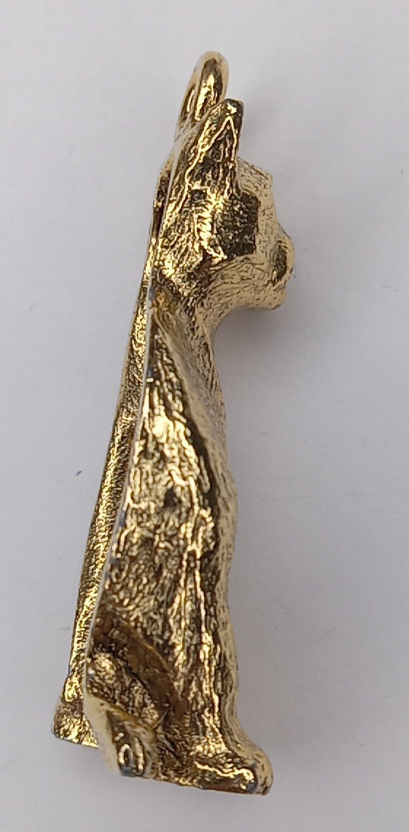 Sitting Cat Gold Toned Charm Pendant 1996 Vintage No Maker Mark