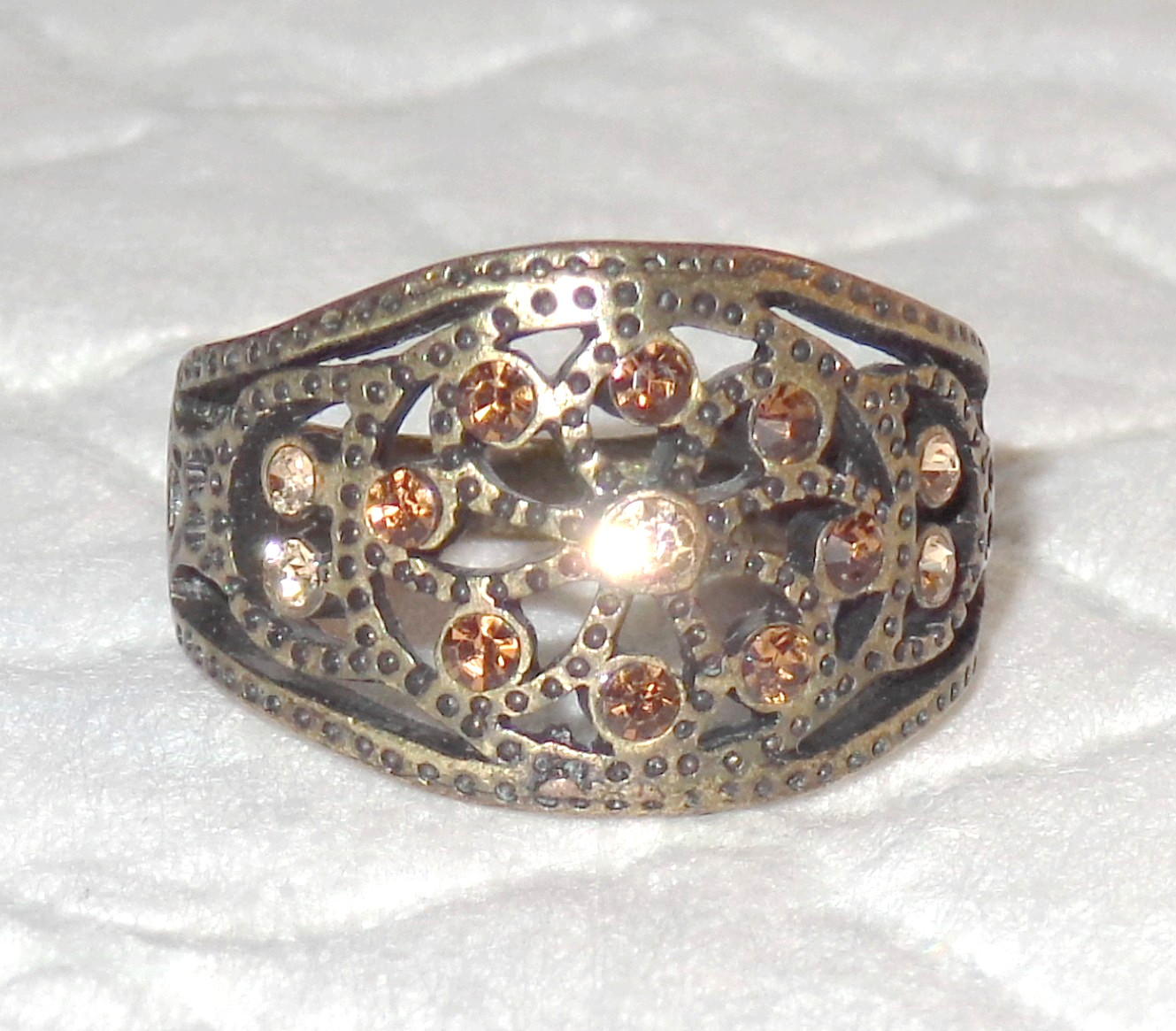 Vintage LIA SOPHIA Bronze CRYSTAL RHINESTONE Filigree RING Band Sz 7