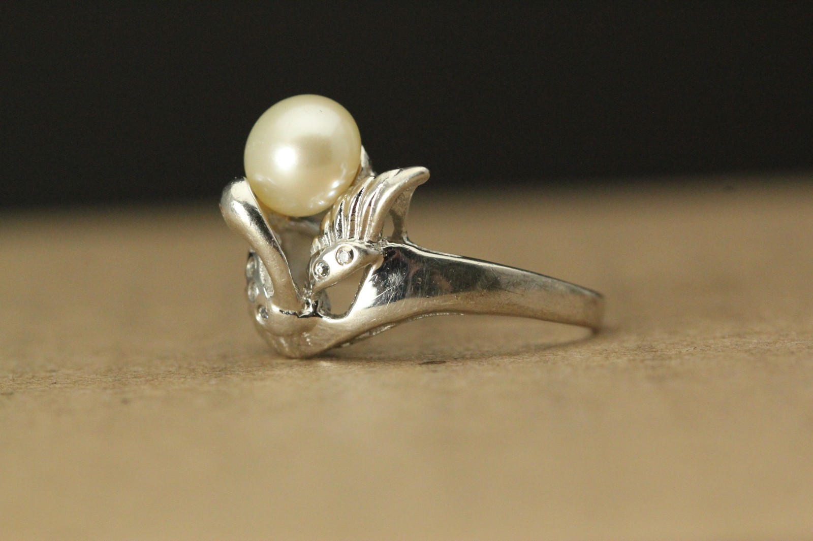Pearl & CZ Swan Design Sterling Silver 925 Ring Size 7, 4.4 grams (RIN9552)