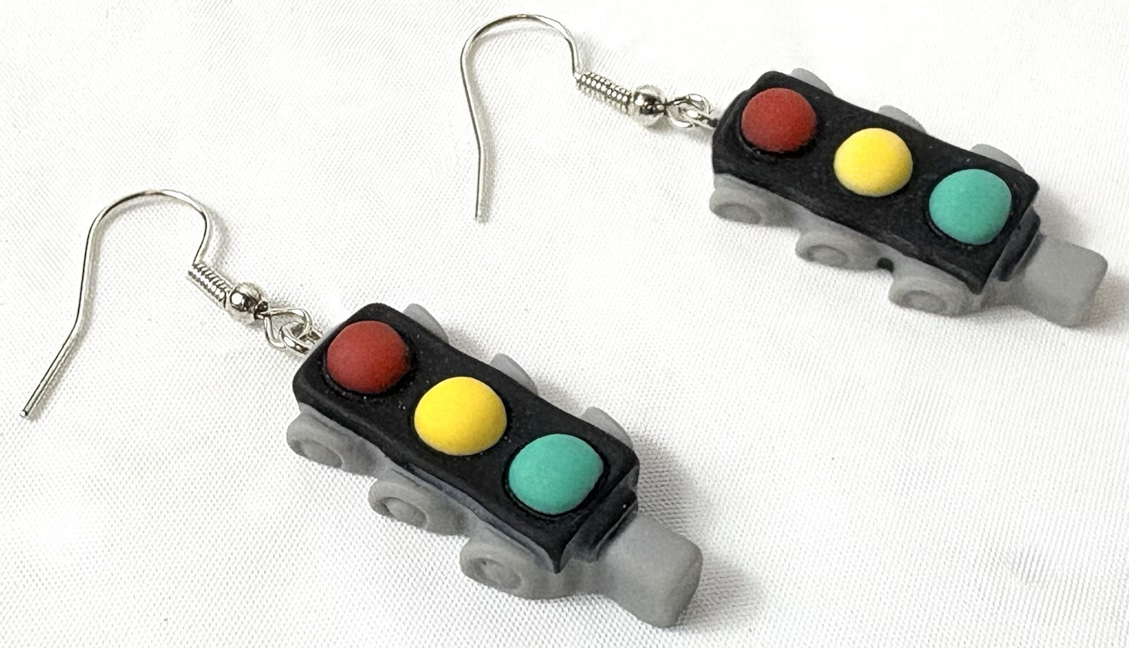 Hook Drop Dangle Silver Tone Earrings Gray Stoplights Traffic City Street Signs