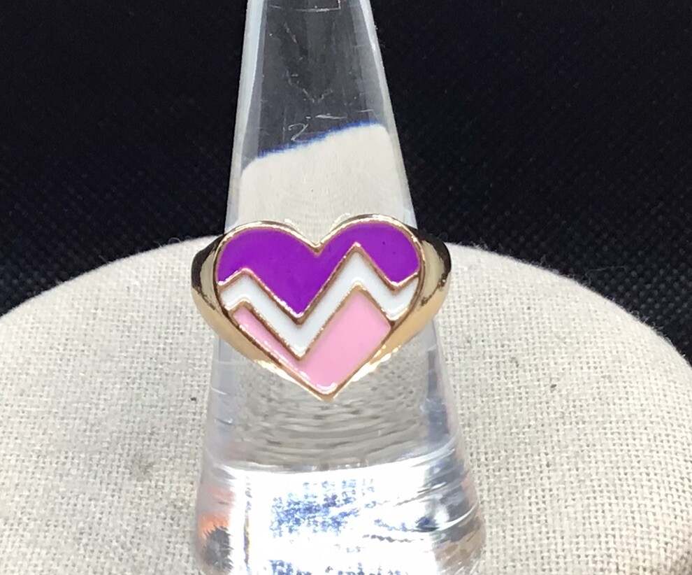 Gold Tone Chunky Pink Purple & White Enameled Heart Fashion Ring Sz 7.75 F348