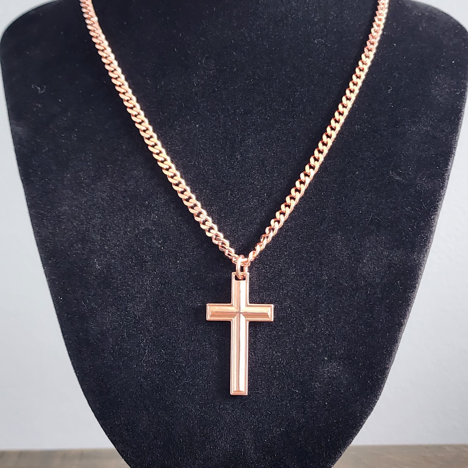 Pure Copper Cross Necklace Cuban Link 5mm, 20″ Chain, therapy Pendant