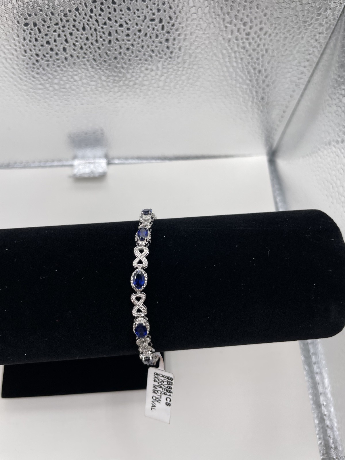 Women’s Blue Oval Stone Infinity Link Bracelet 6.5″ Silver Tone