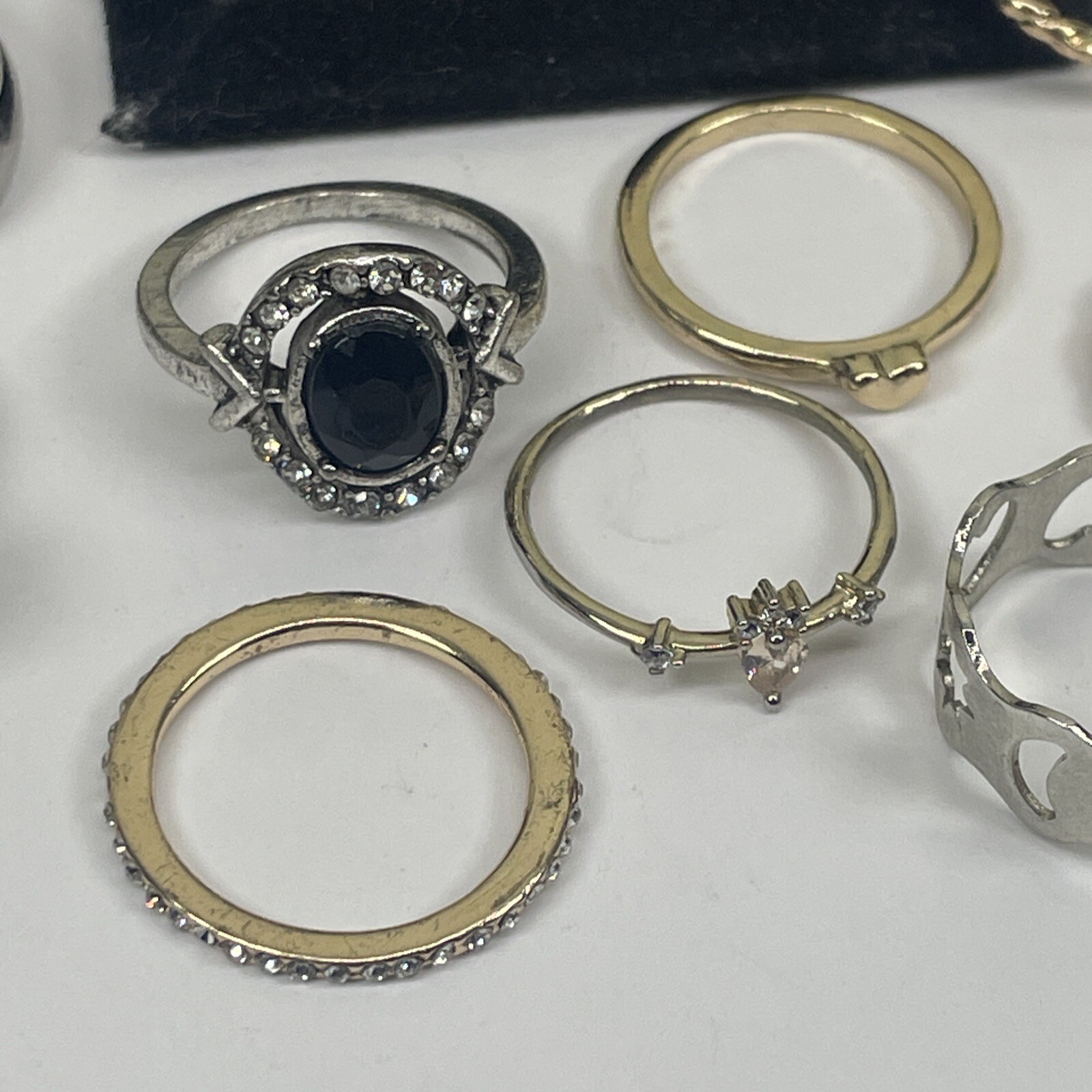 Lot 14 Rings Jewelry Mix Lot Fashion Assorted Shapes Colors All Size 5.75