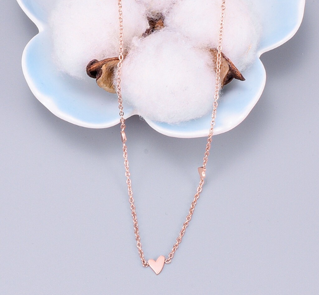 Rose Gold Plated Titanium Stainless Steel 3 Hearts Love Chain Necklace 16-18″