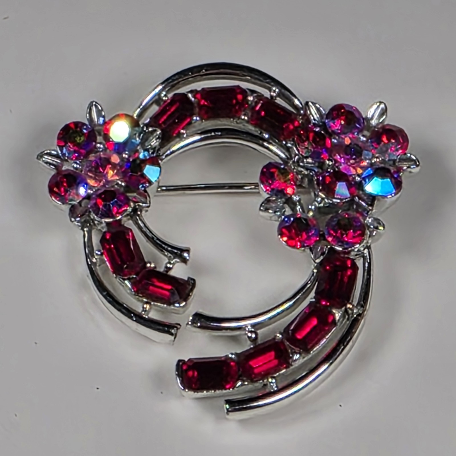Vintage Lisner Ruby Red Rhinestone Aurora Borealis Flower Wreath Brooch Pin