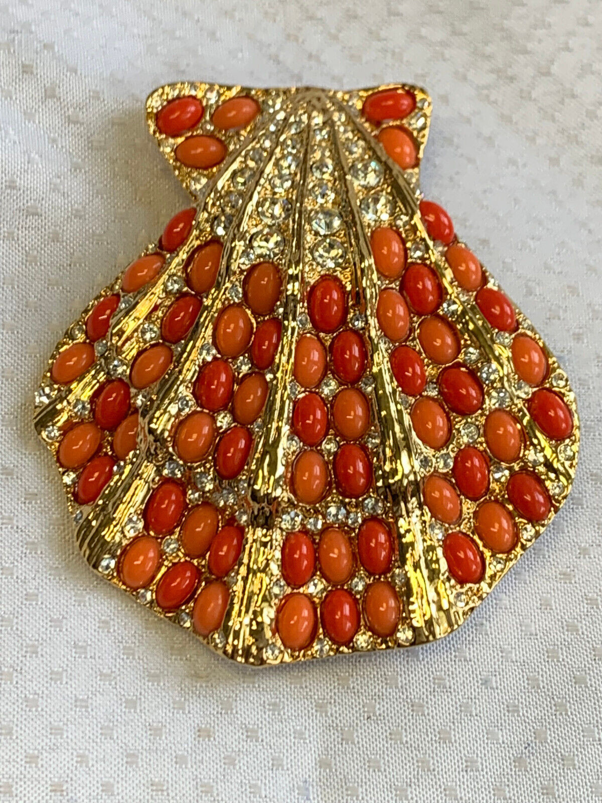 Kenneth Jay Lane Clamshell Brooch Fashion Jewelry Faux Coral Rhinestone Pin