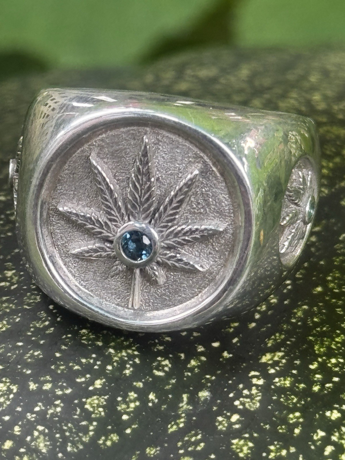 Weed Leaf Ring
