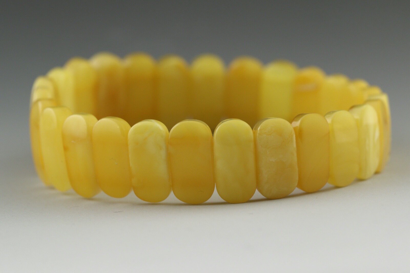 Genuine BALTIC AMBER Egg Yolk Pieces Stretch Unisex Bracelet 10.1g 201013-2