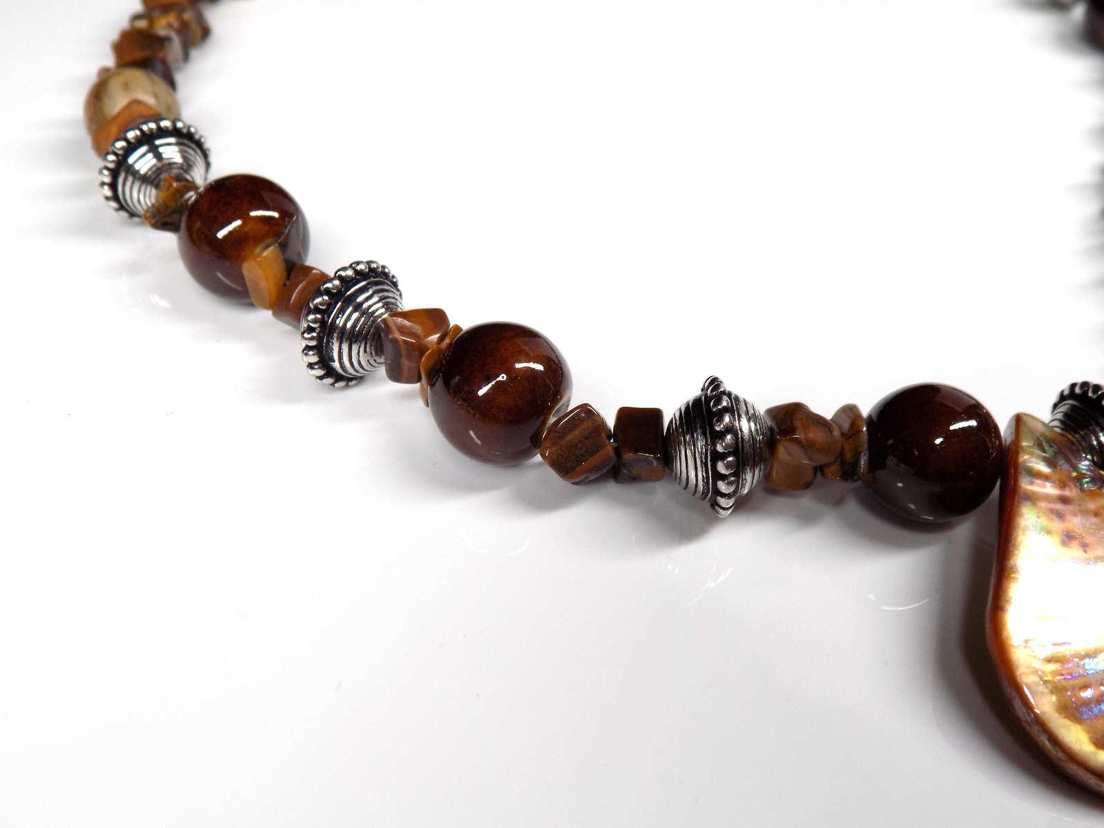 Tiger’s Eye Bib Necklace Brown Iridescent Shell Silver-Tone Lobster Clasp Beads