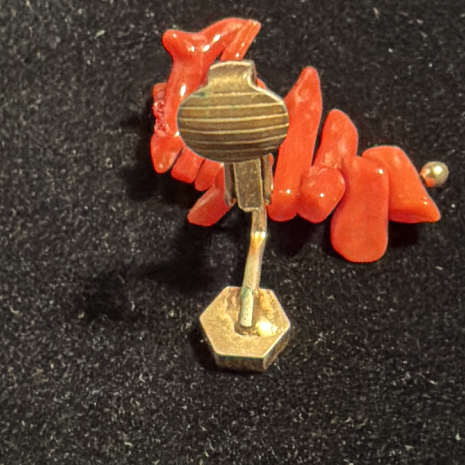 Gold Tone Red Coral Chip Stone Dangle/Drop Clip-On Earrings Pair