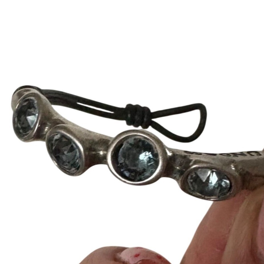 Uno De 50 Industrial Spain Silver-Tone Blue Bar Bezel Crystal Bracelet 14.5g