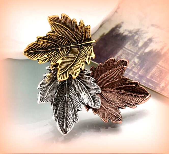 MAPLE OAK TREE PUMPKIN LEAF PIN BROOCH~HALLOWEEN THANKSGIVING AUTUMN FALL GIFT