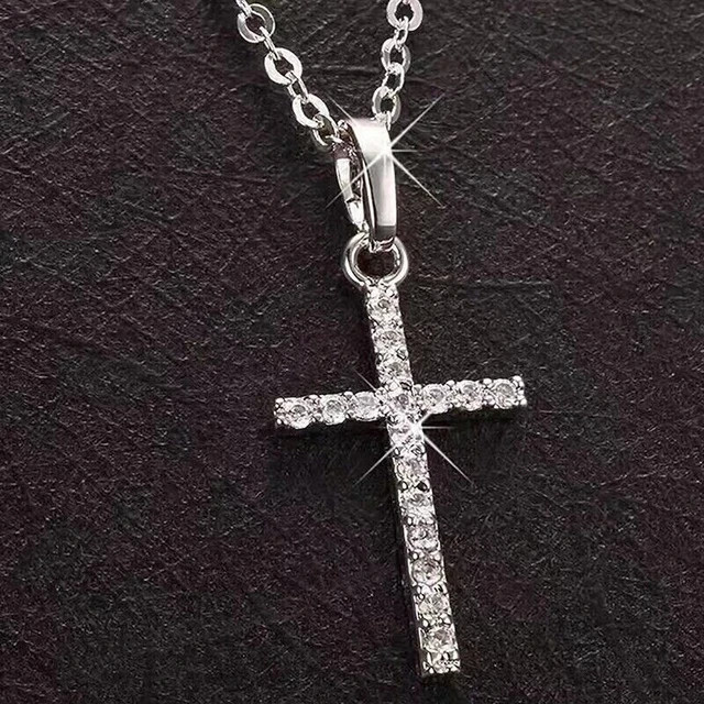 1.20 Ct Round Cut Simulated Diamond Cross Pendant Chain 14K White Gold Plated