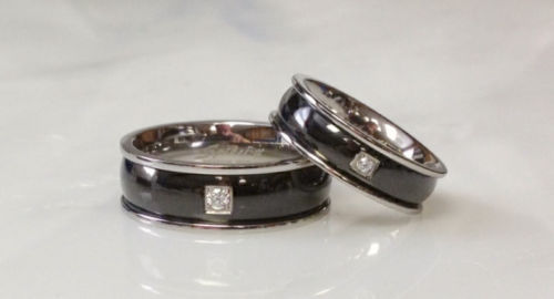 Solid Titanium Black Center CZ Gem Ring Band Size 5,6,7,8,9,10,11,12,13 (f139)