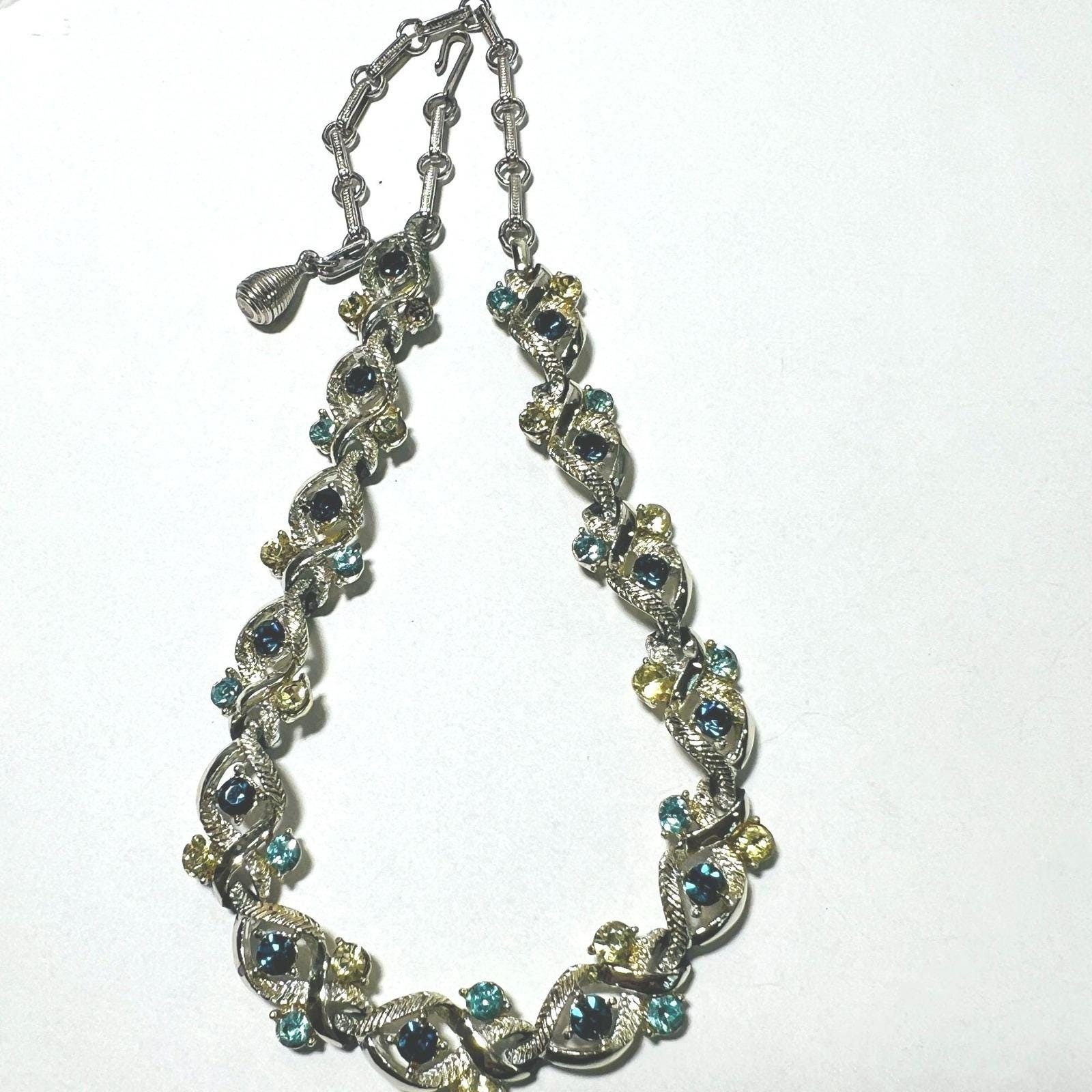 Vtg Coro Eyes Necklace Two-Tone Blues & Yellow Rhinestones Silver Tone READ