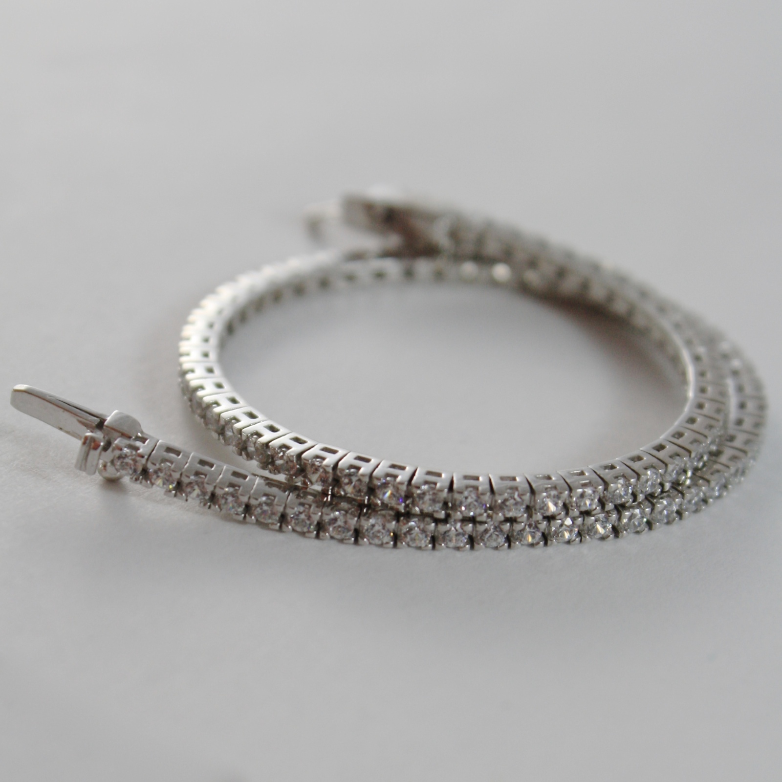 SOLID 18K WHITE GOLD TENNIS BRACELET WITH ZIRCONIA 5.80 CARATS