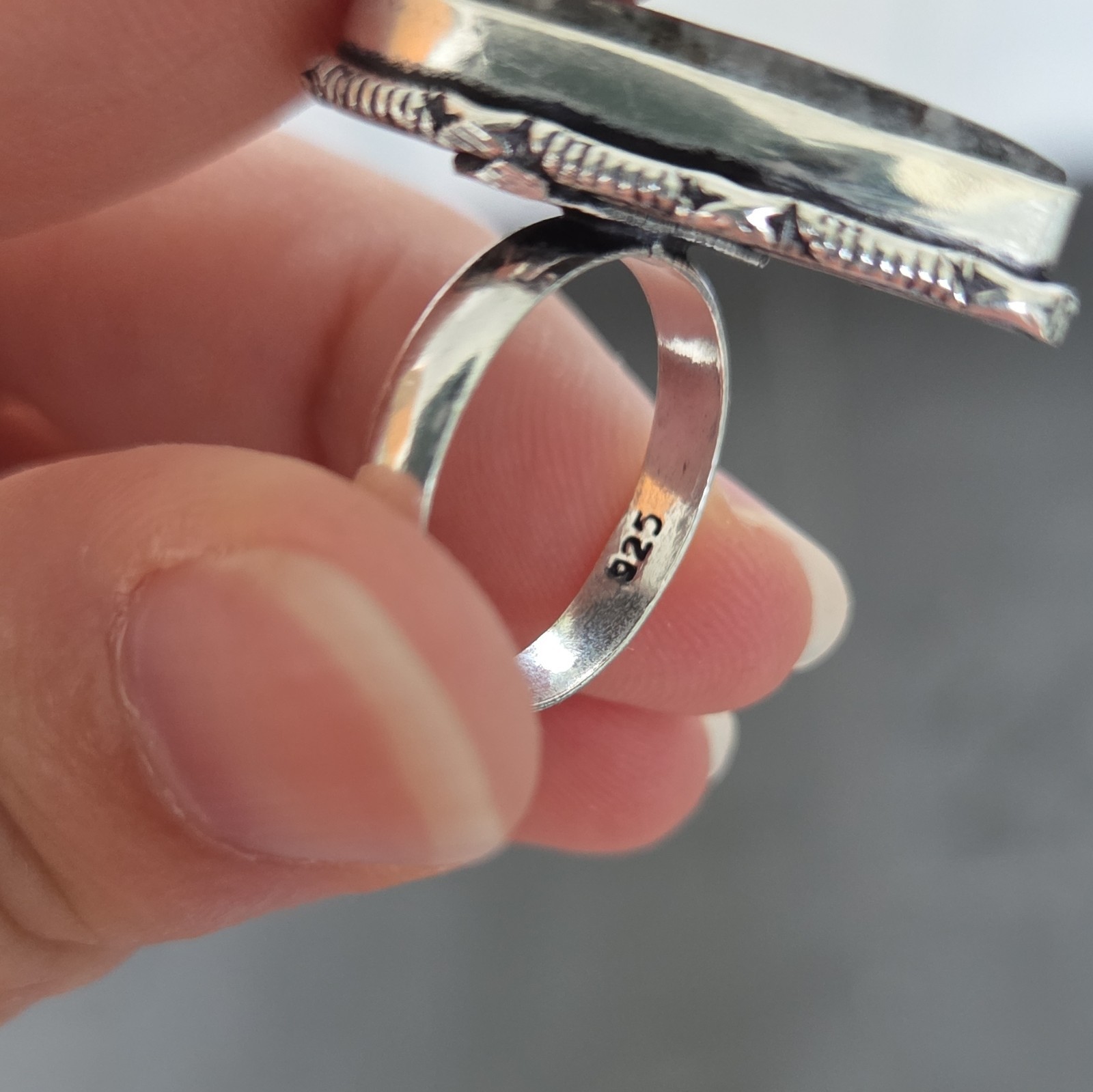 Teardrop Black Stone Bezel Set Cocktail Ring Size 7