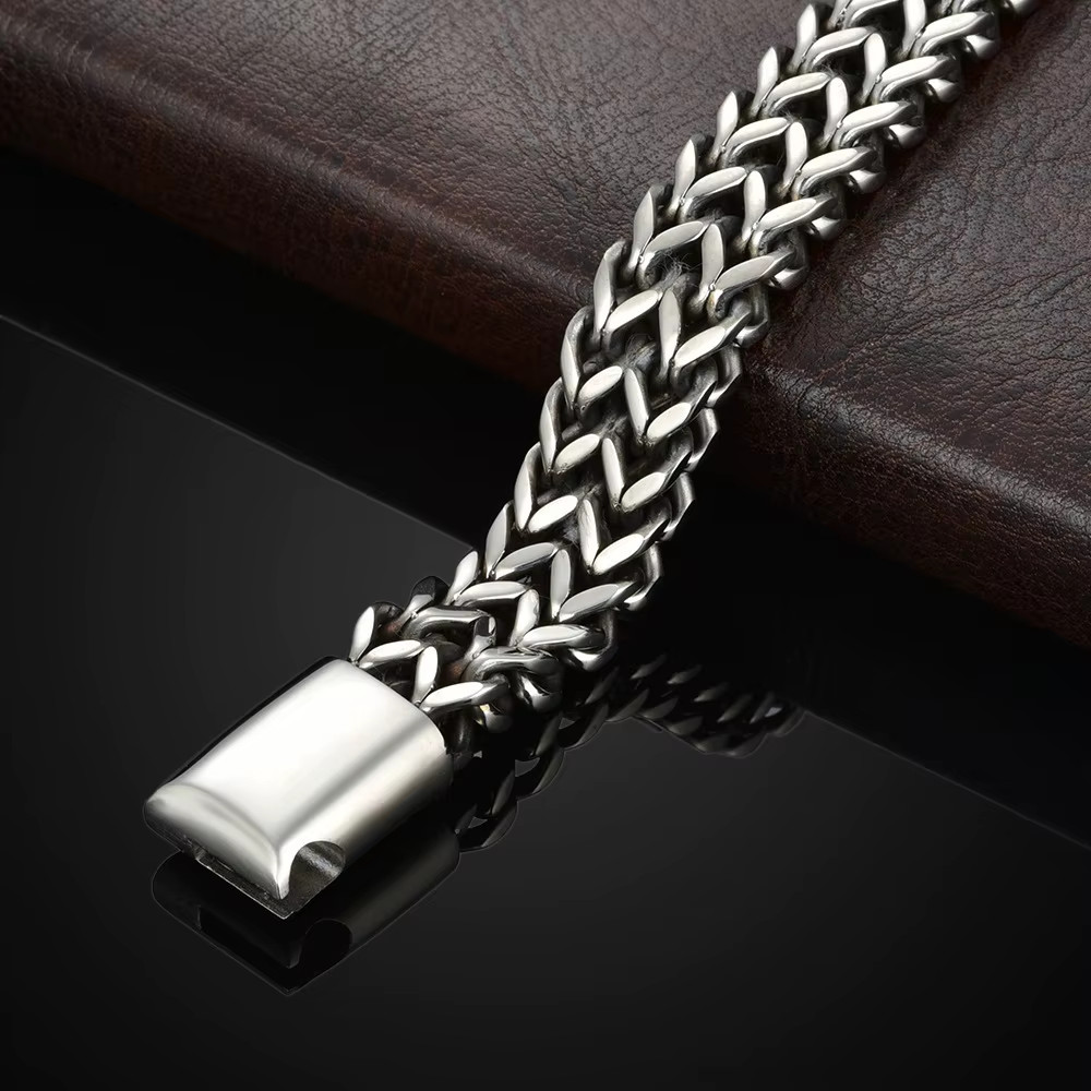 Stainless Steel Braided Double Row Front and Rear Fish Scale Alloy Magnetic Buck