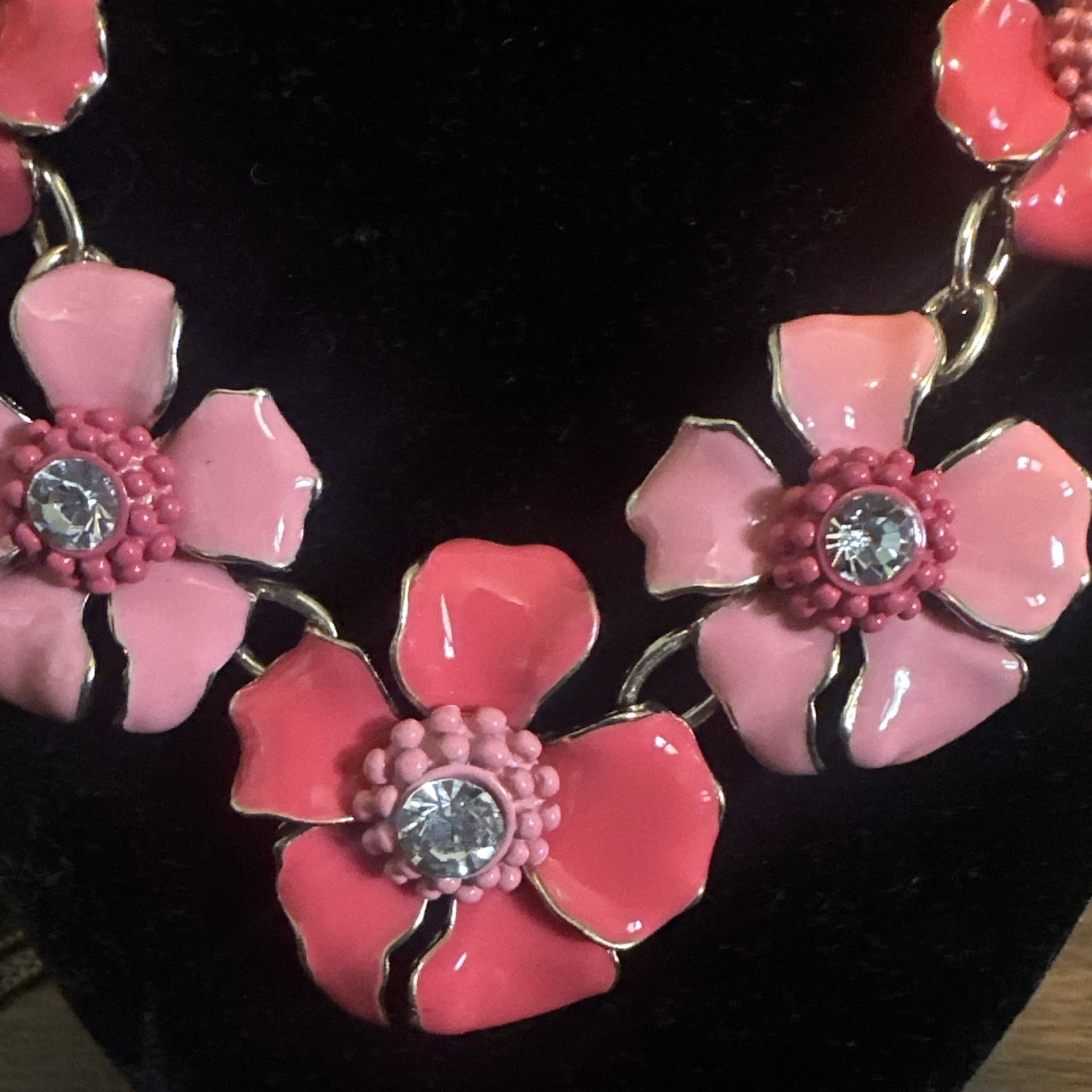 Dana Buchman Gold Tone Cable Chain Necklace Pink Enamel Flower Crystal Pendant