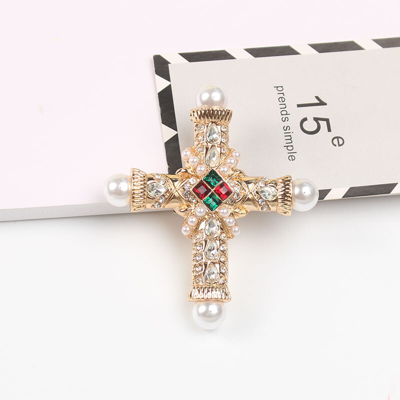 Retro Rhinestone Cross Brooch Men’s Cross Party Pins Jewelry