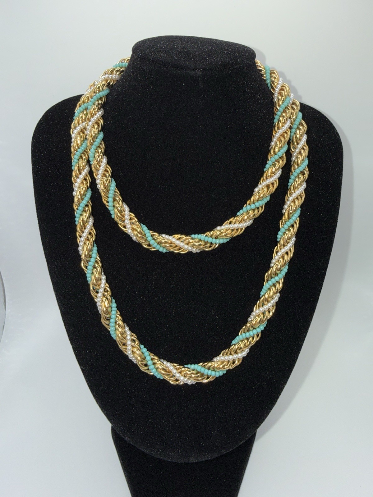 Avon Gold Tone Rope Chain Layered Beaded Necklace Turquoise White Signed