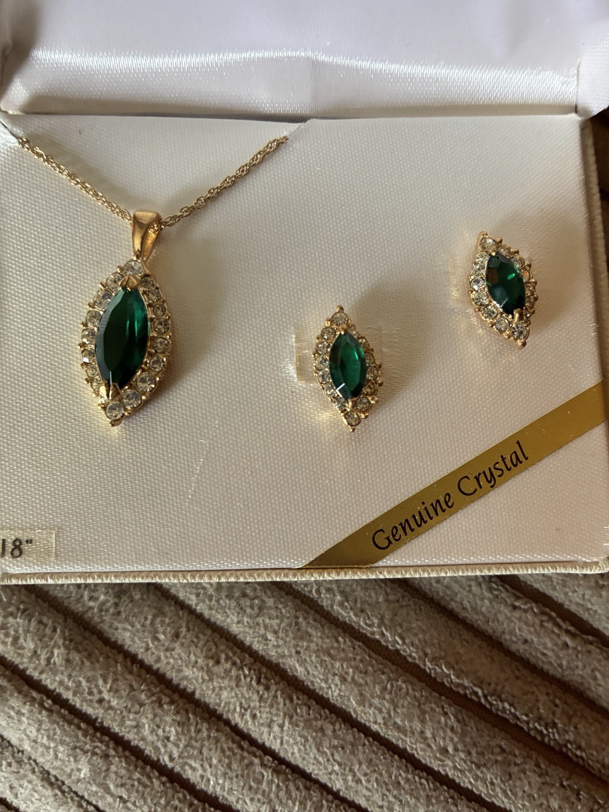 ROMAN Green Marquise Crystal Pendant Necklace & Earrings Jewelry Set