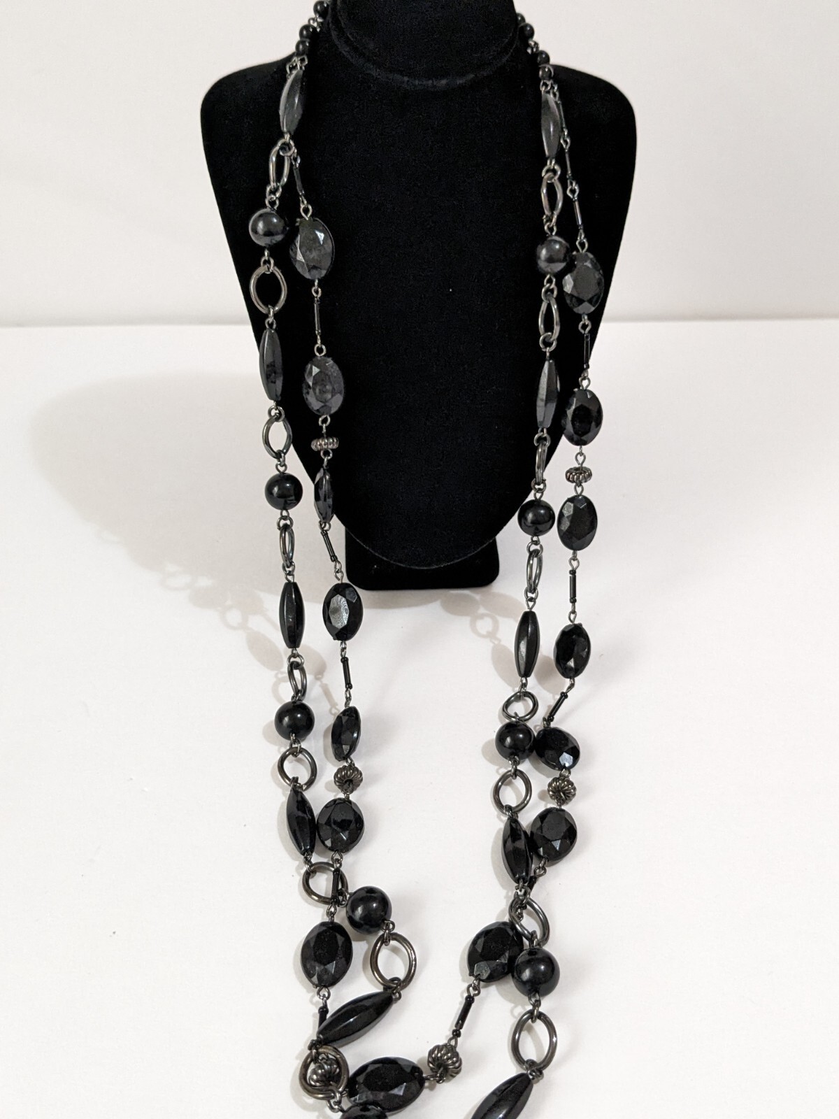 Multi Layer Gun Metal Gray Cable Link Necklace With Acrylic Black Faceted Beads.
