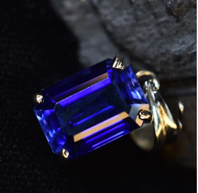 Certified 20ct Natural Blue Sapphire Loose Gemstone Pendant in 925 Sterling Silv